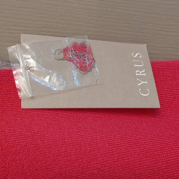 NWT CYRUS TWO-TONE GRAY & PINK KNIT TURTLENECK SWEATER SIZE LARGE - Picture 4 of 7